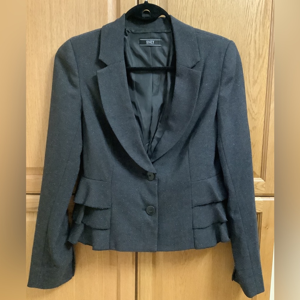 🍉 Suzy Shier blazer, ruffles, dark grey herringbone texture, two buttons, S,